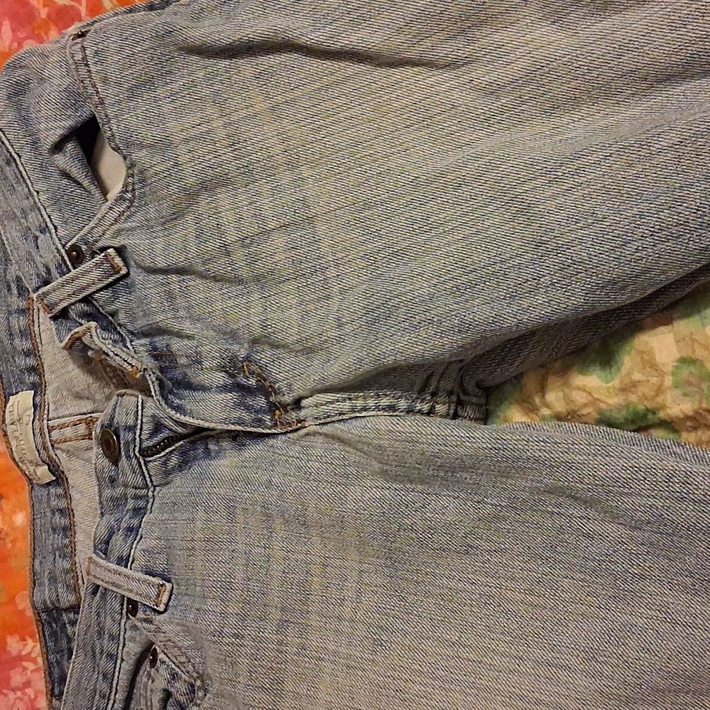 American Eagle Outfitters Light Blue Denim Jeans